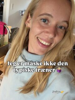 Træning skal give dig mere overskud i dit liv - ikke fylde det hele 💜
Skriv JA i min indbakke, for mere info om et forløb hos mig 💪
#personligtræner #onlinecoach #bevægelsesglæde #sundhed #styrketræning